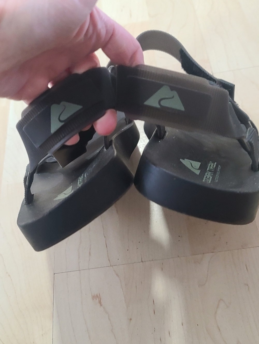 Ozark Trail Black Webbed Adventure Teva Style Sandals Size 12 - Picture 3 of 6